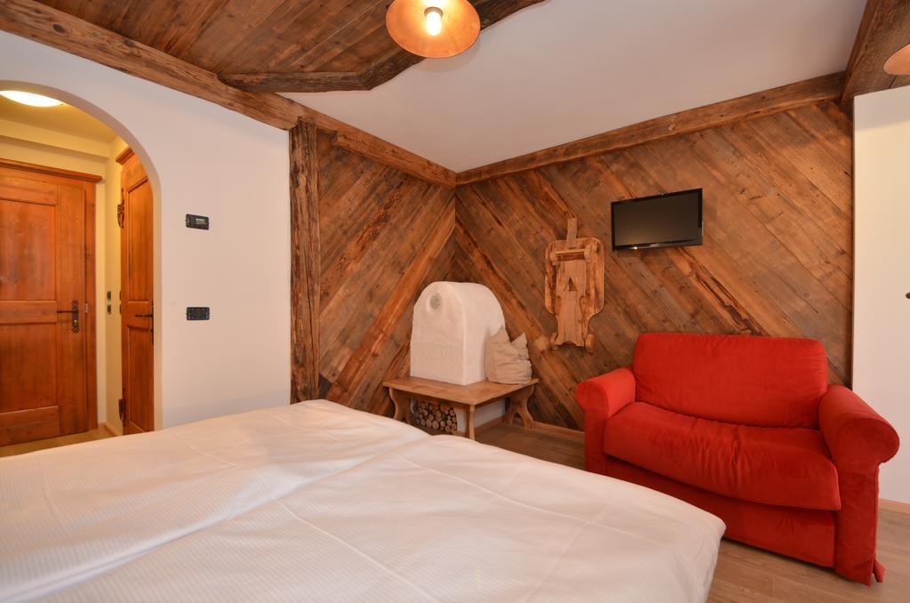 Agritur Agua Biencia Villa Pozza di Fassa Szoba fotó
